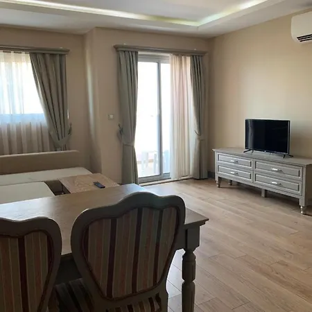 Daphne Apartment *