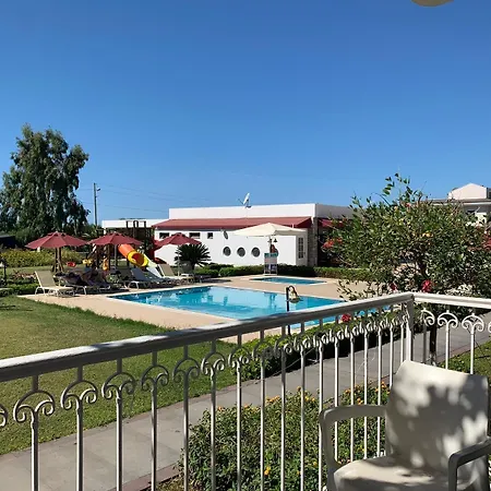Daphne Apartment Calis