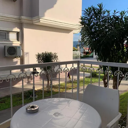 Daphne Apartment