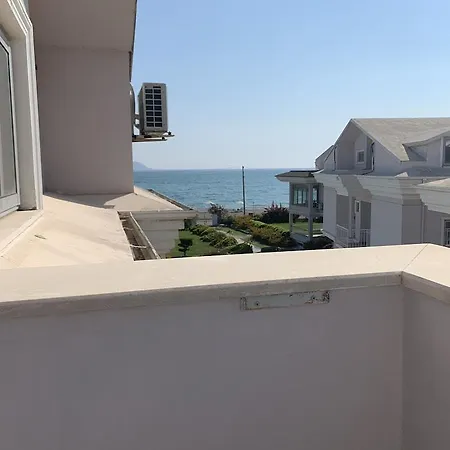 Apartament Daphne Calis