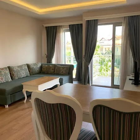 Daphne Apartament *